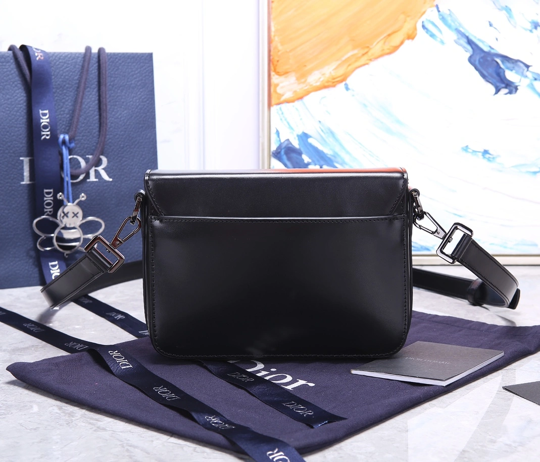 Christian Dior AAA Man Messenger Bags Breathable 6582