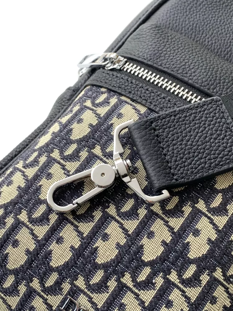 Christian Dior AAA Man Messenger Bags Bright 8096