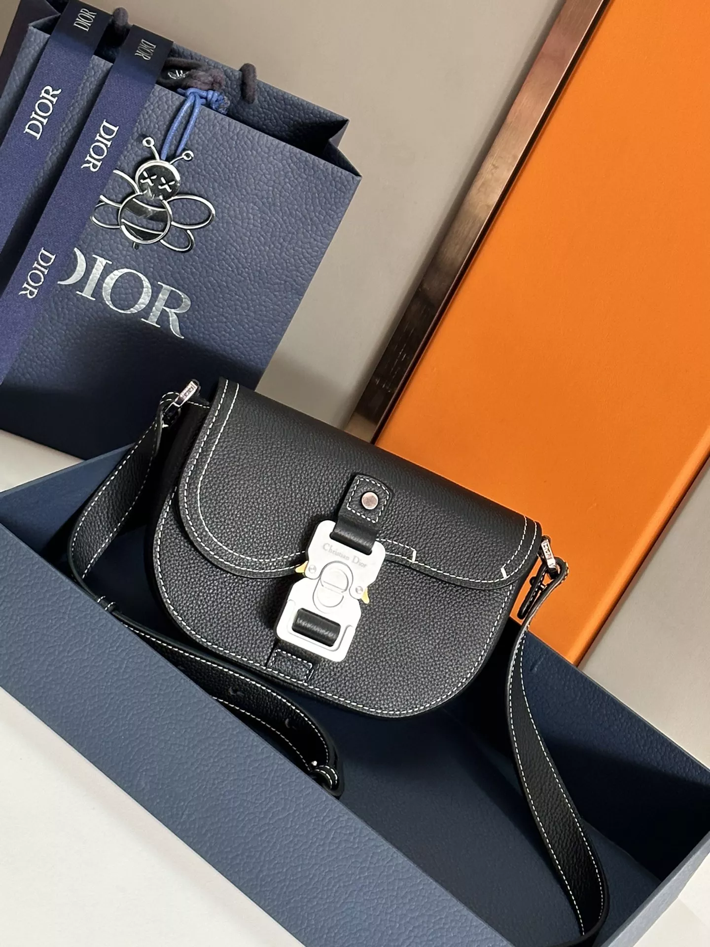 Christian Dior AAA Man Messenger Bags Comfortable 6589