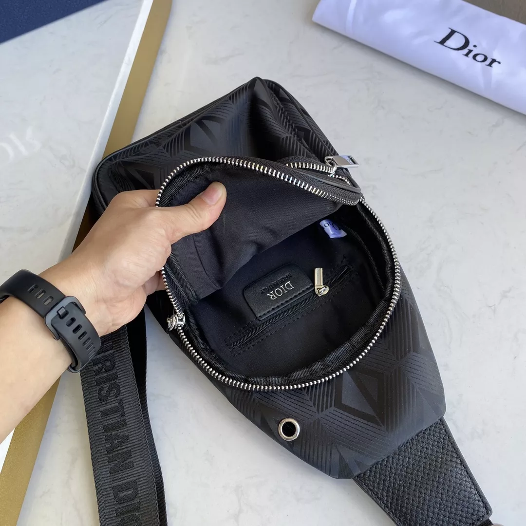 Christian Dior AAA Man Messenger Bags Comfortable 7026
