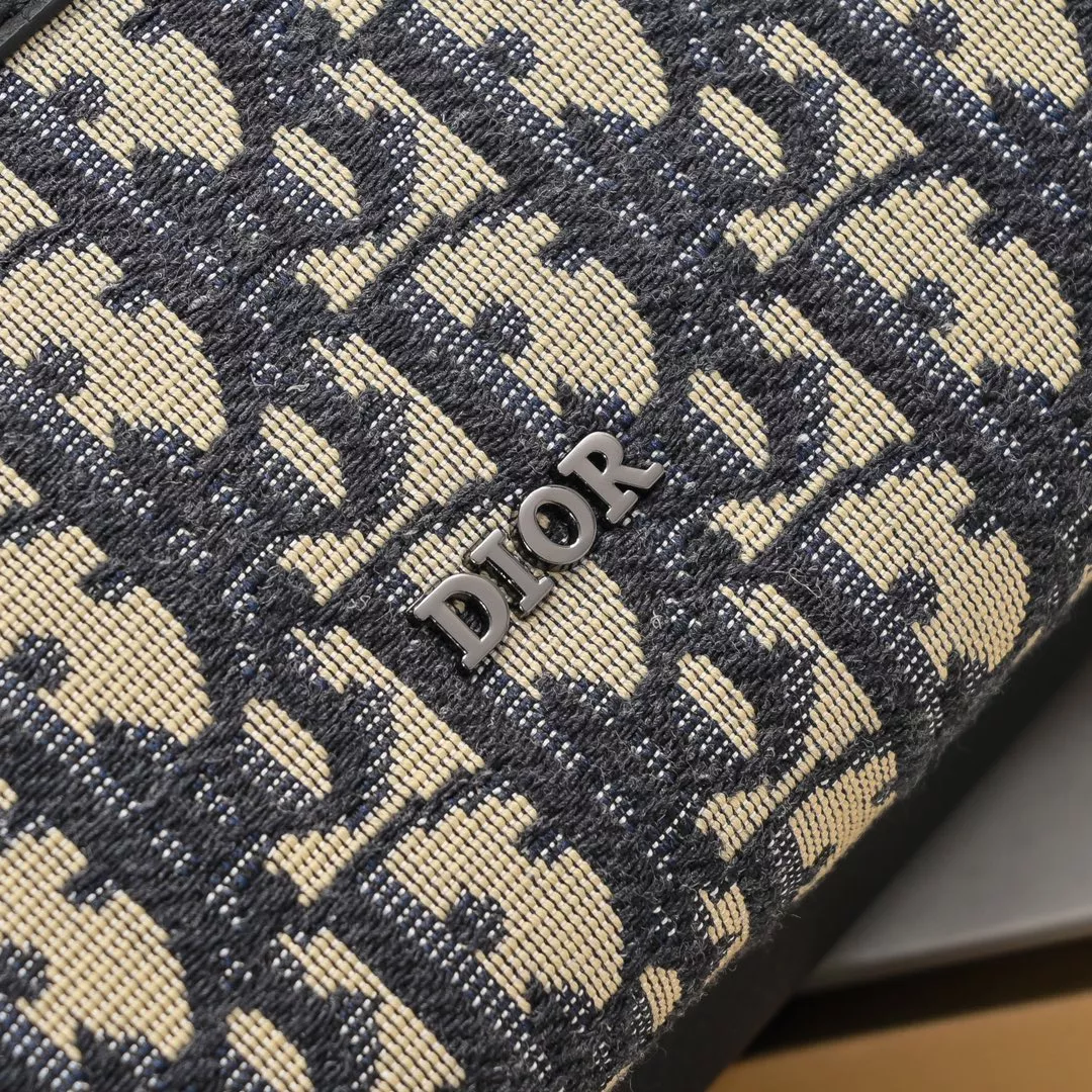 Christian Dior AAA Man Messenger Bags Comfortable 9705