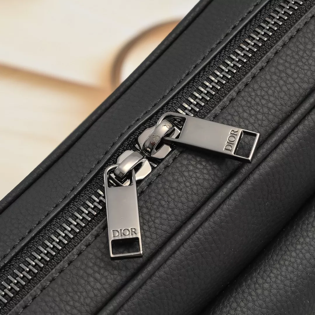 Christian Dior AAA Man Messenger Bags Comfortable 9705
