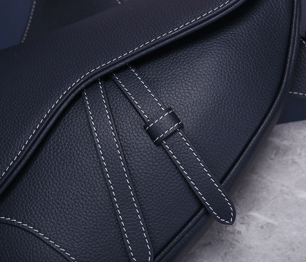 Christian Dior AAA Man Messenger Bags EasyMatch 8946