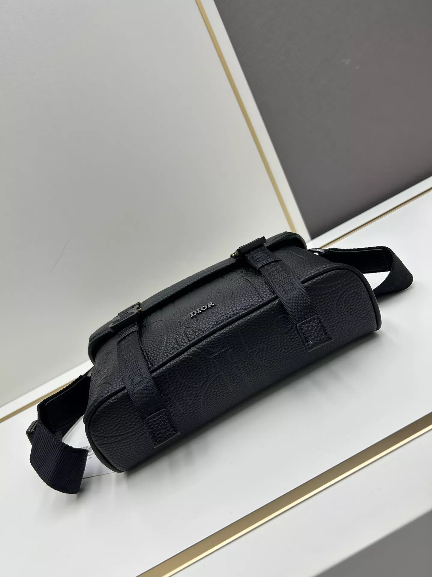 Christian Dior AAA Man Messenger Bags Fashionable 5297