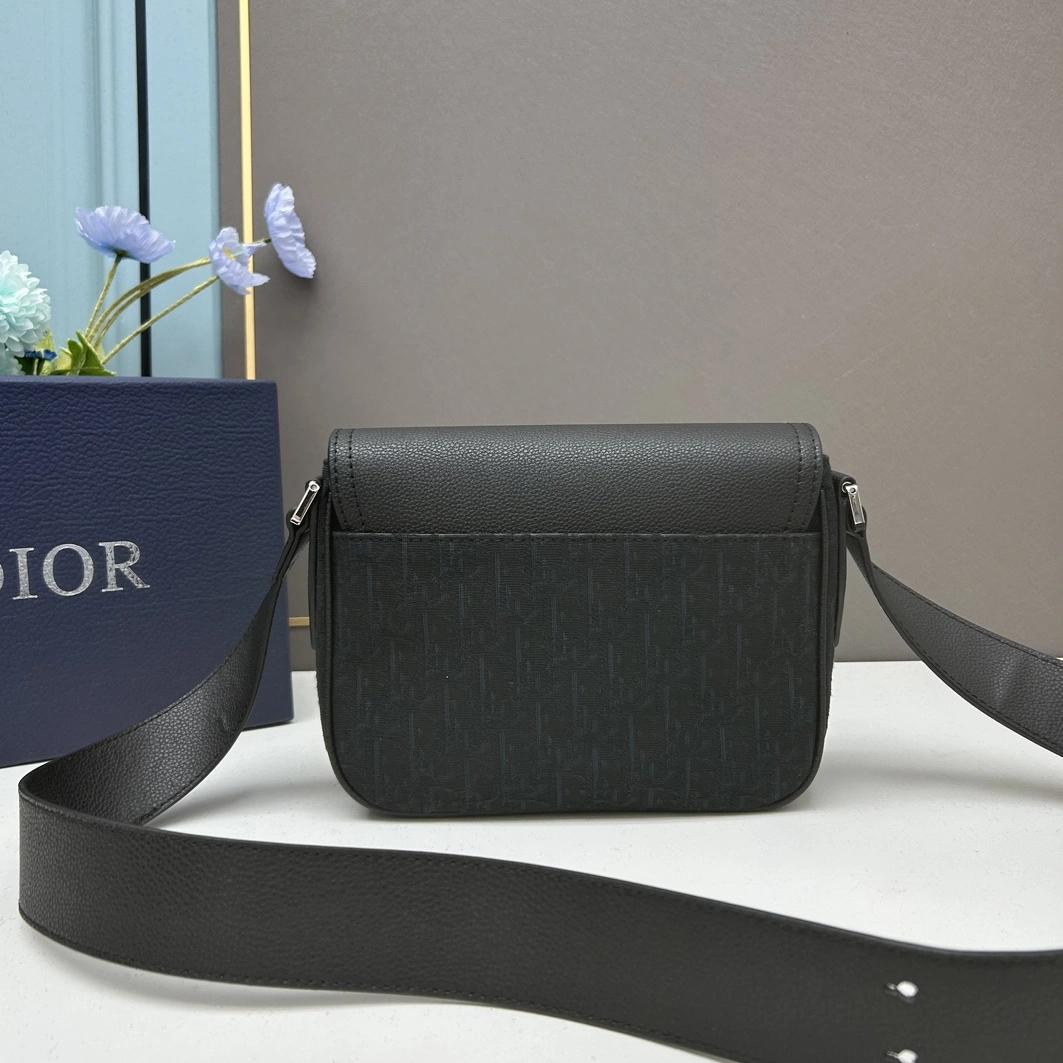 Christian Dior AAA Man Messenger Bags HighQuality 2975