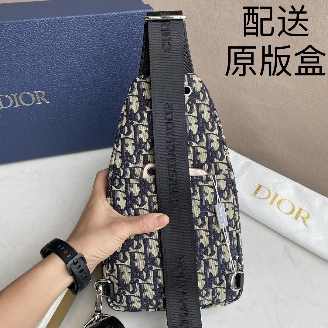 Christian Dior AAA Man Messenger Bags Popular 8413