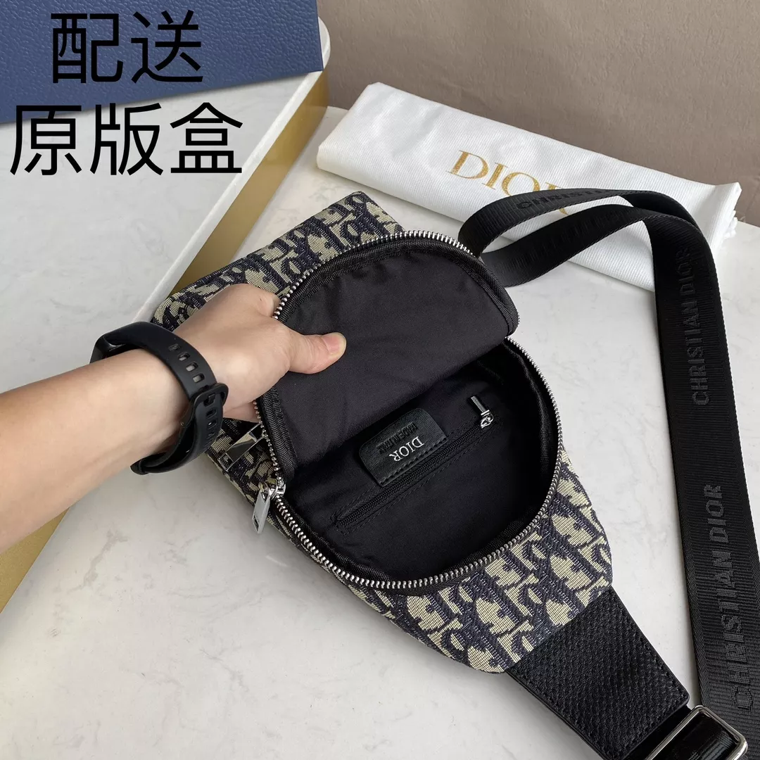 Christian Dior AAA Man Messenger Bags Popular 8413