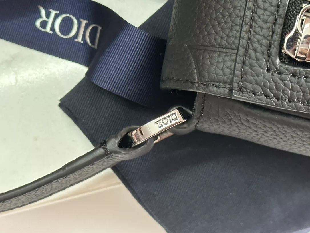 Christian Dior AAA Man Messenger Bags Reliable 9192