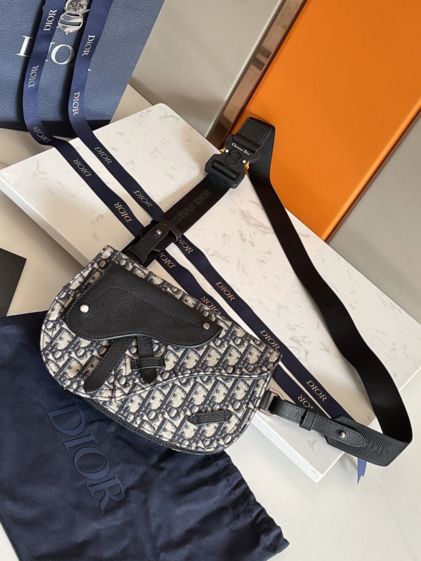 Christian Dior AAA Man Messenger Bags SmartChoice 8256