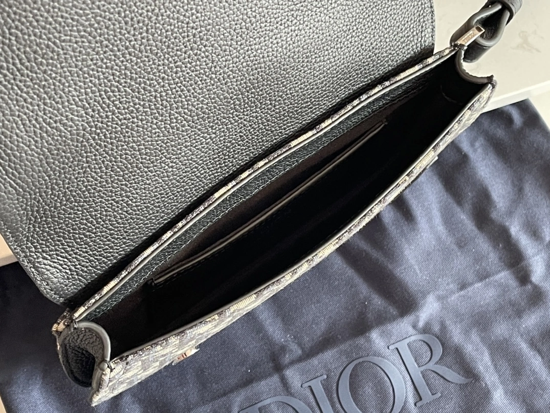 Christian Dior AAA Man Messenger Bags SmartChoice 8256