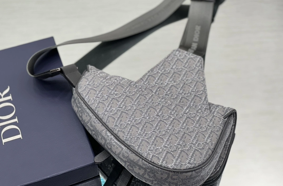 Christian Dior AAA Man Messenger Bags Soft 1835