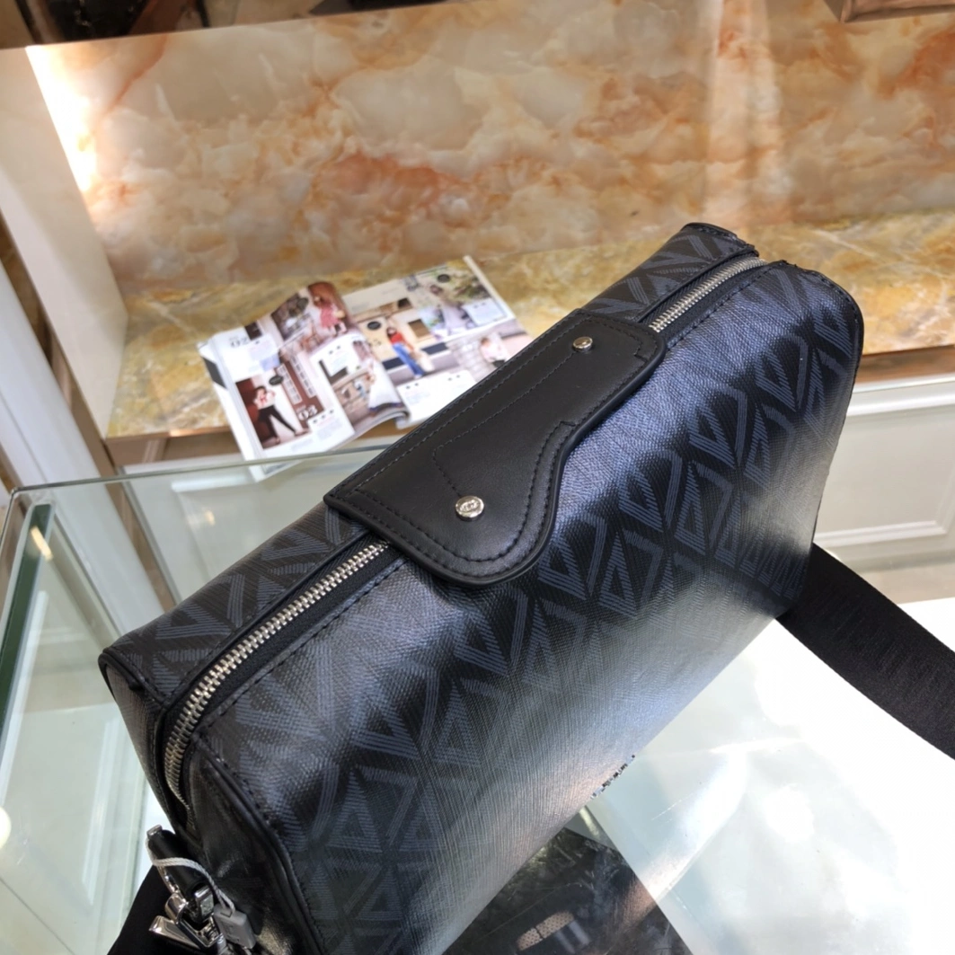 Christian Dior AAA Man Messenger Bags Stylish 845