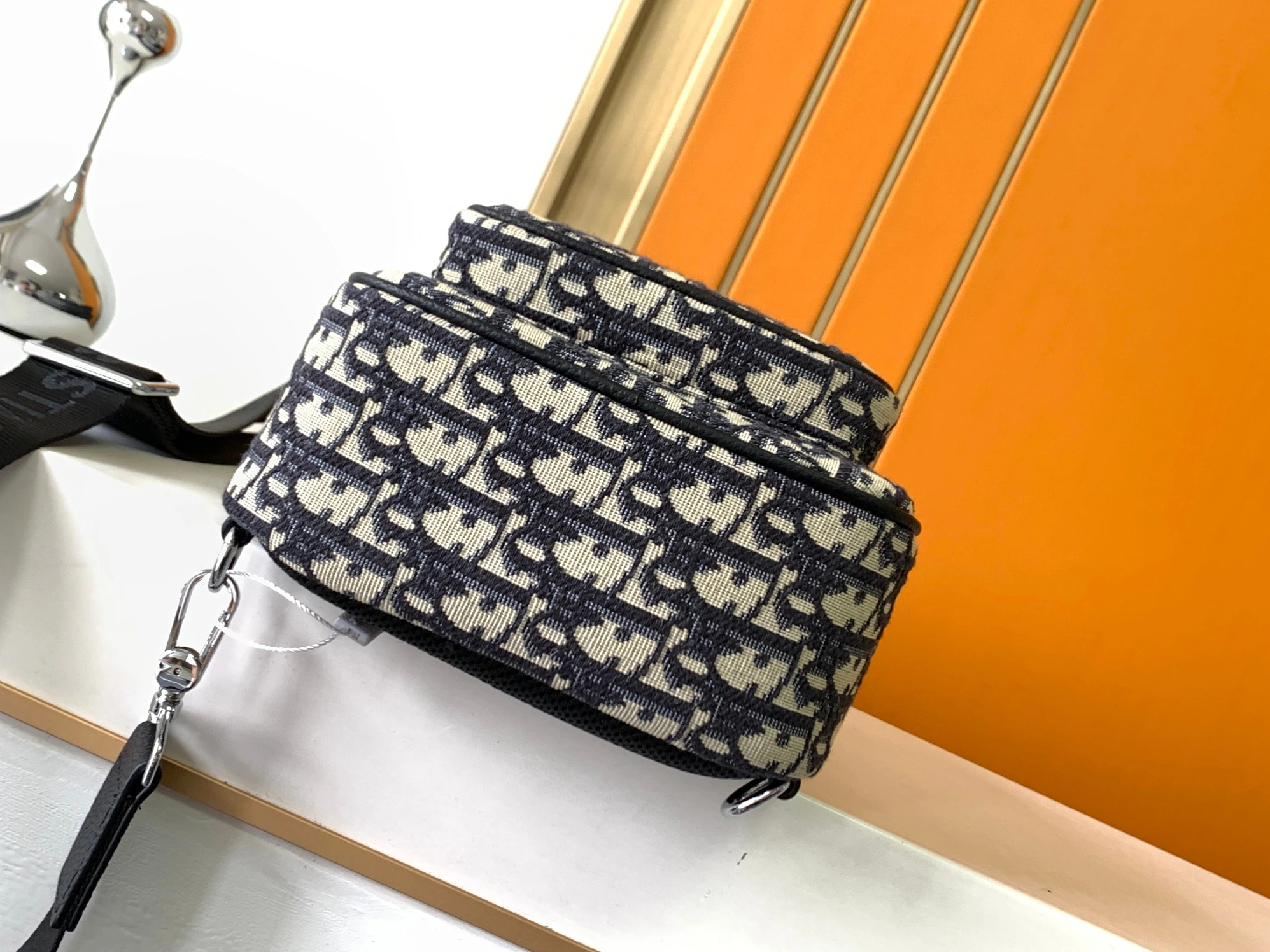 Christian Dior AAA Man Messenger Bags Stylish 8740