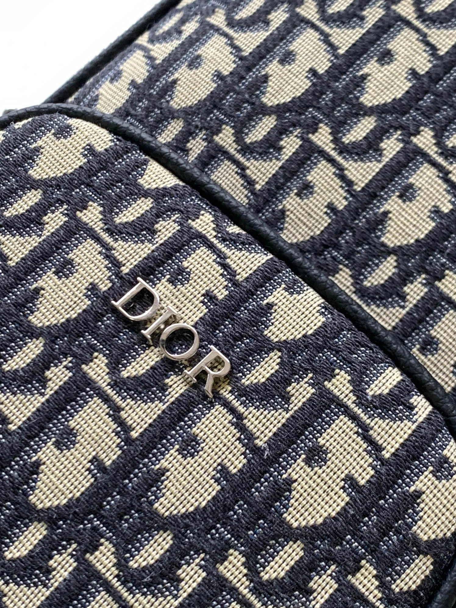 Christian Dior AAA Man Messenger Bags Stylish 8740