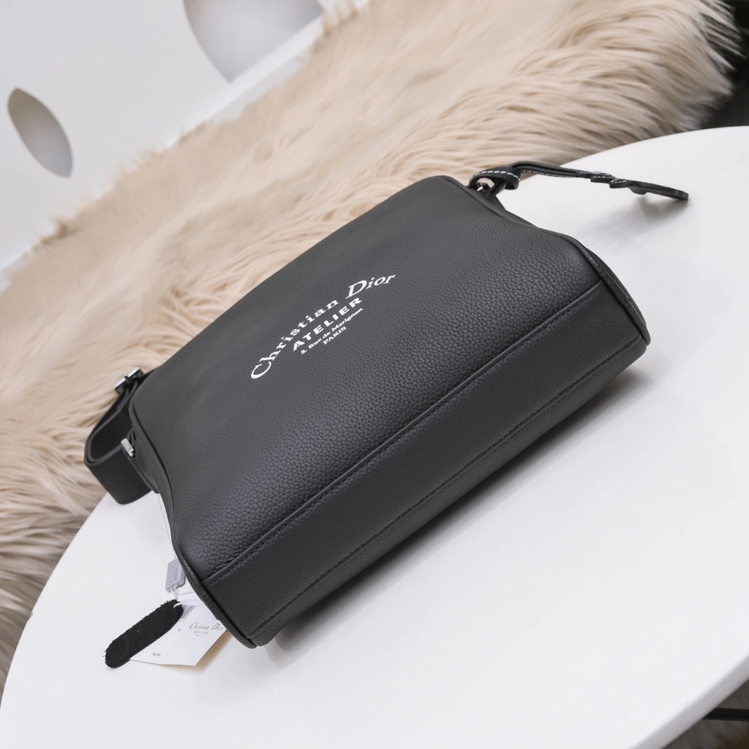 Christian Dior AAA Man Messenger Bags Timeless 6282