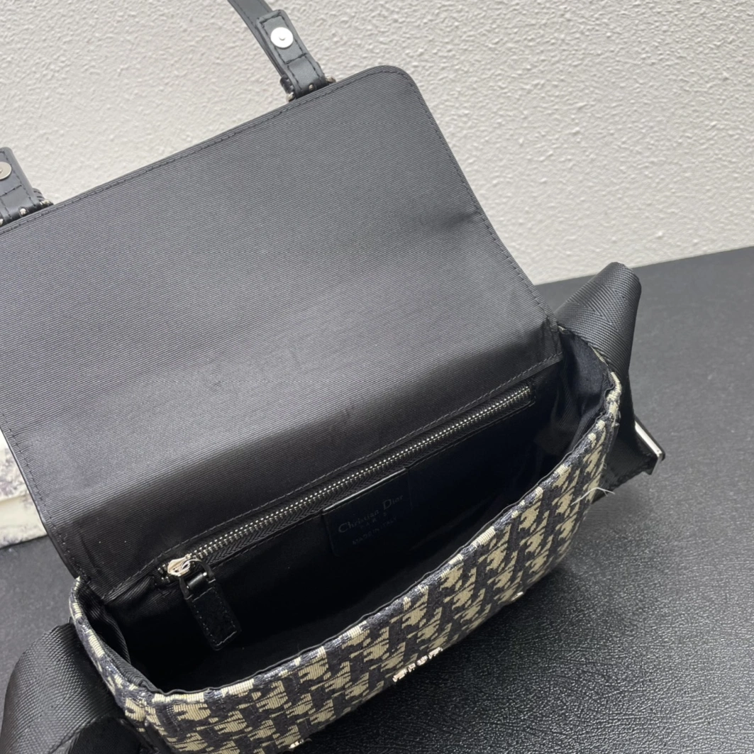Christian Dior AAA Man Messenger Bags TopPick 7230