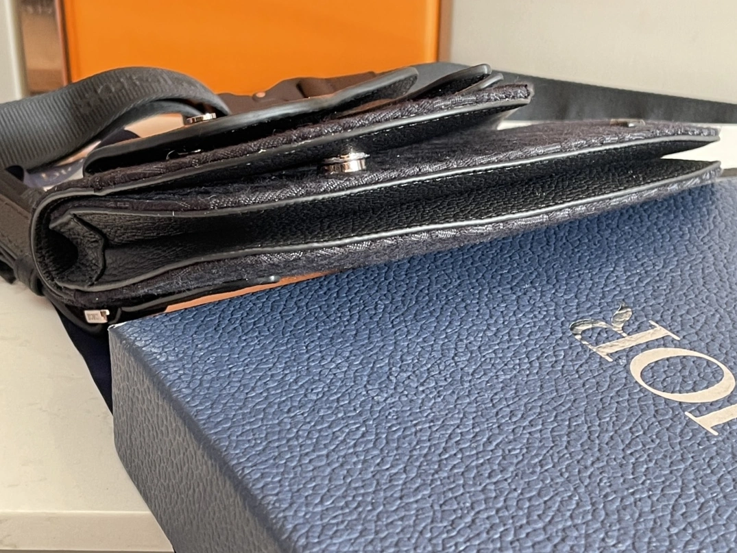 Christian Dior AAA Man Messenger Bags Unique 1498