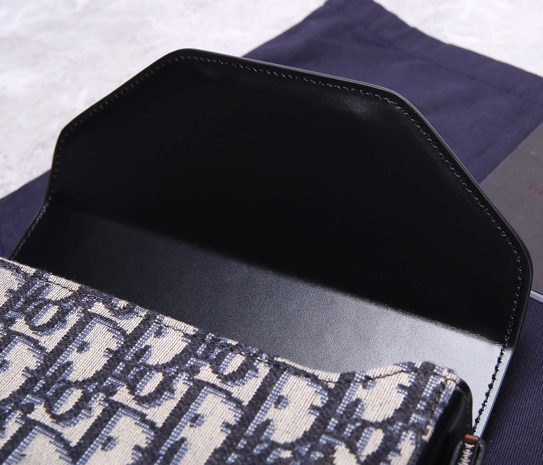 Christian Dior AAA Man Messenger Bags Unique 469