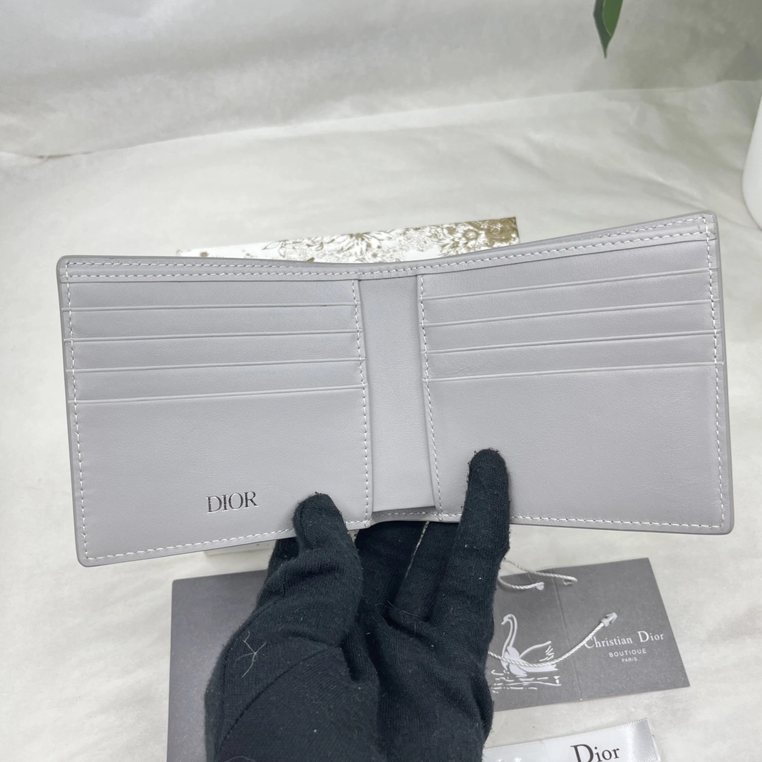 Christian Dior AAA Man Wallets BestValue 7230