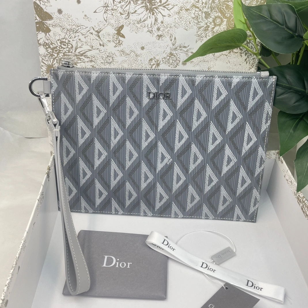 Christian Dior AAA Man Wallets Modern 532