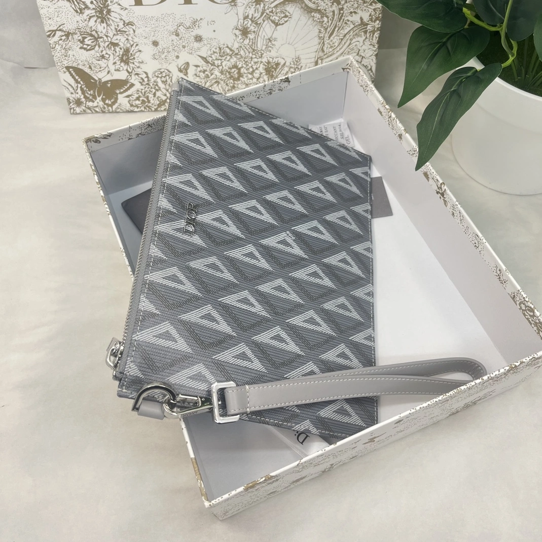 Christian Dior AAA Man Wallets Modern 532