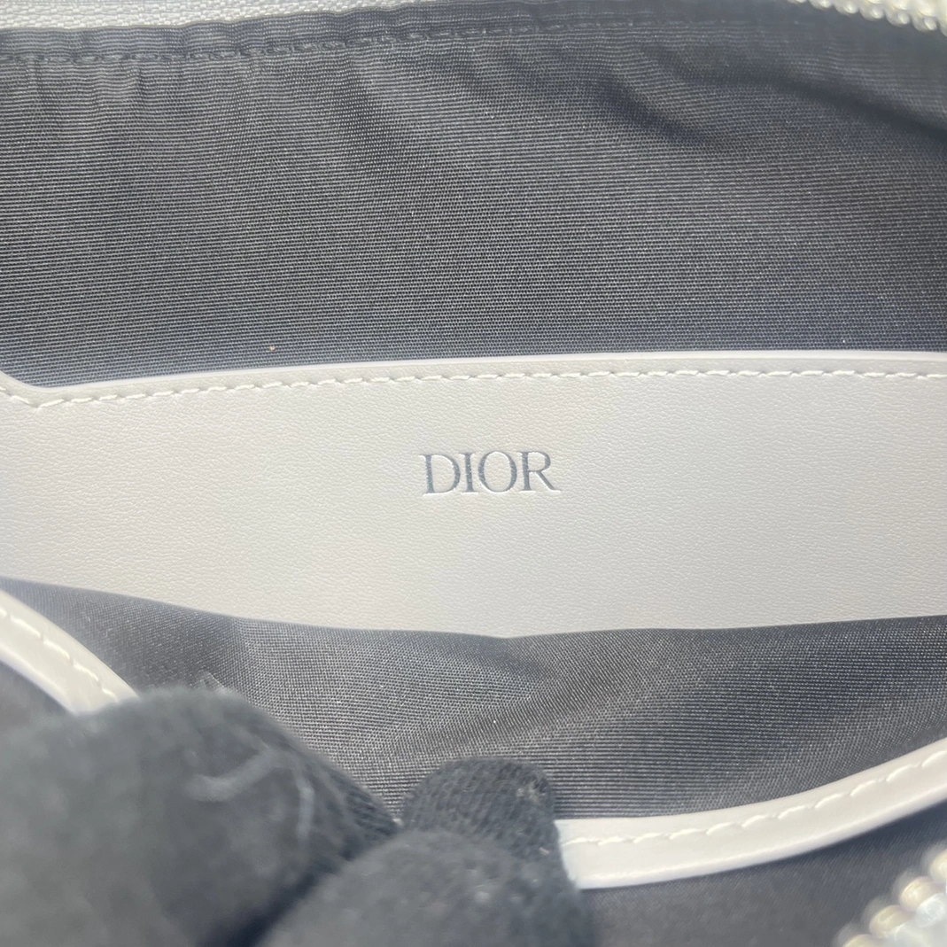Christian Dior AAA Man Wallets Modern 532