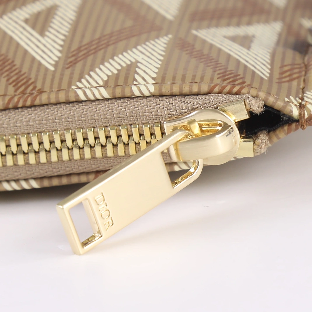 Christian Dior AAA Man Wallets Resilient 3044