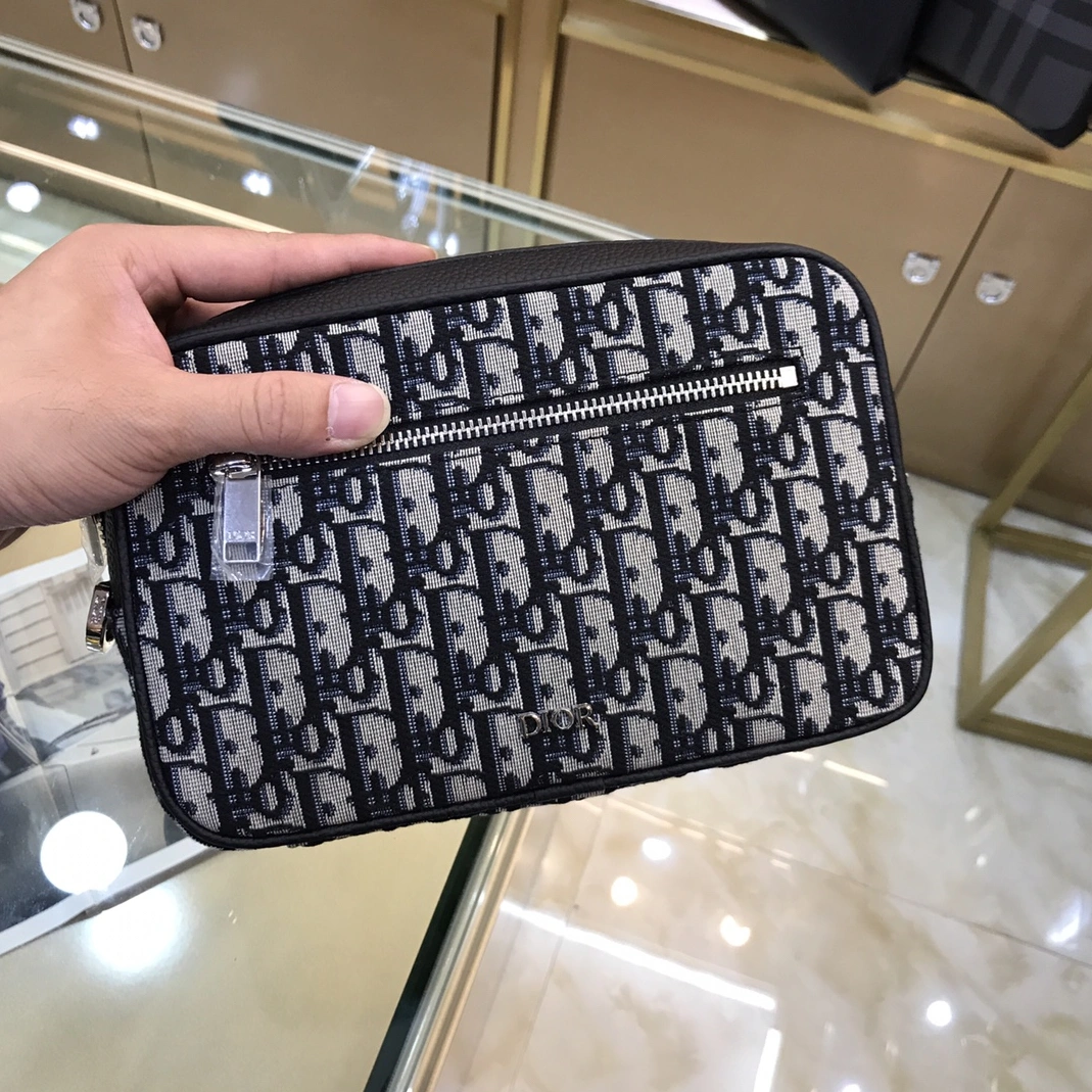 Christian Dior AAA Man Wallets Versatile 4231