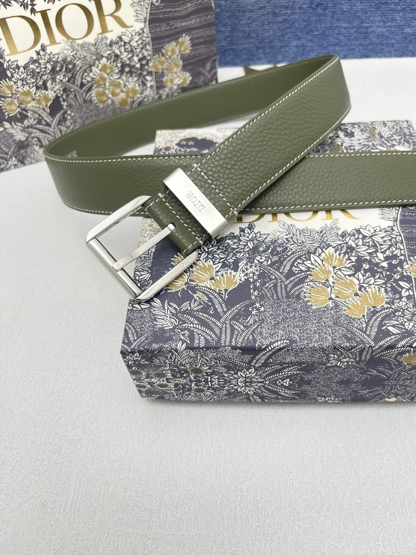 Christian Dior AAA Quality Belts For Men Durable 4186