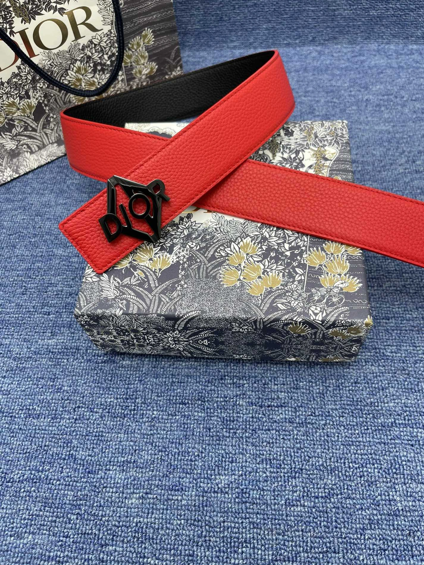 Christian Dior AAA Quality Belts For Men EyeCatching 9243