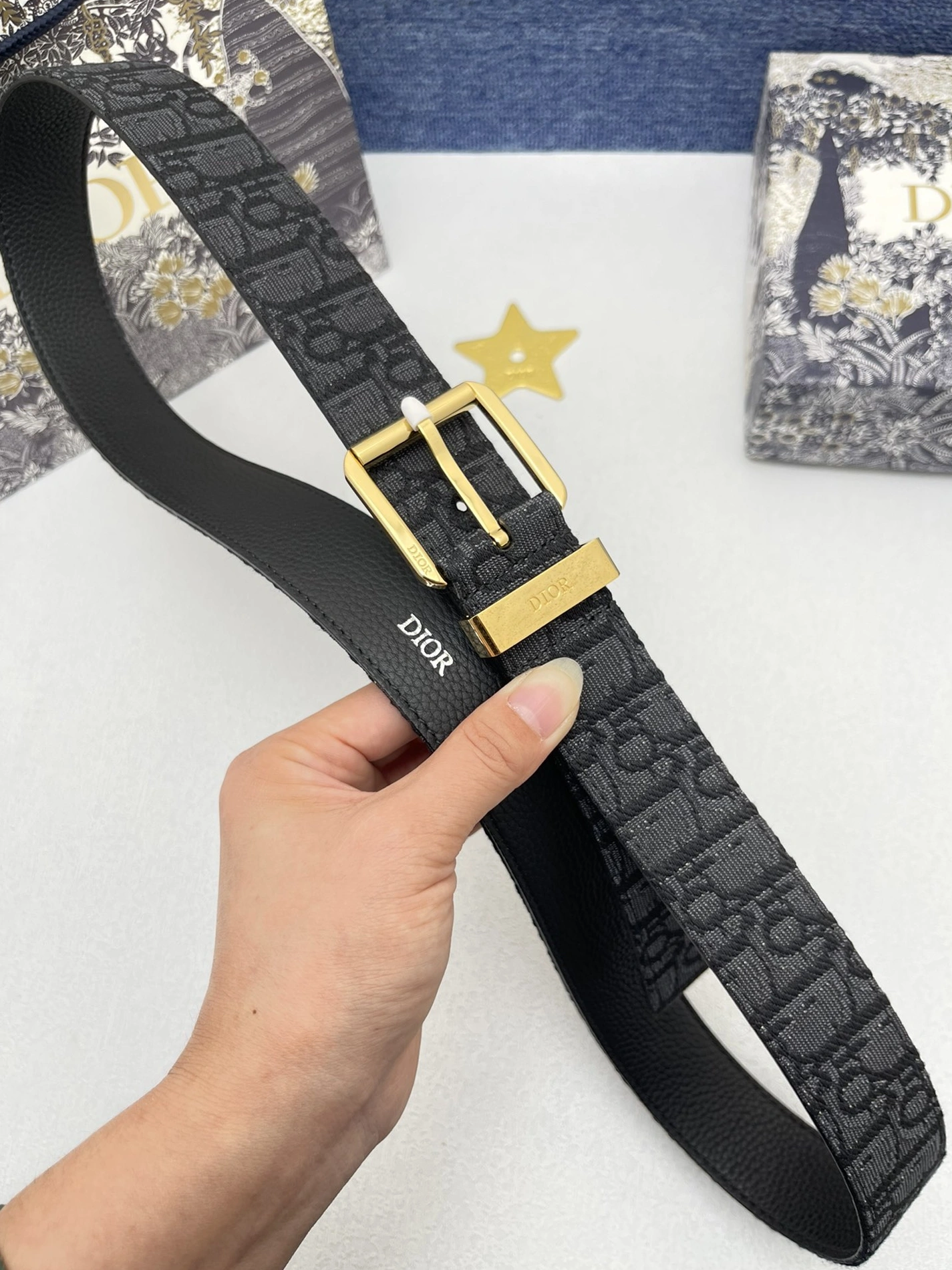 Christian Dior AAA Quality Belts For Men Fashionable 7721