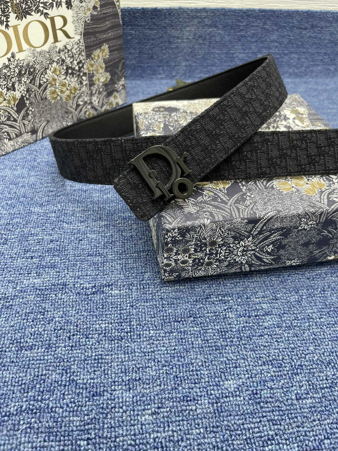 Christian Dior AAA Quality Belts For Men Versatile 9742