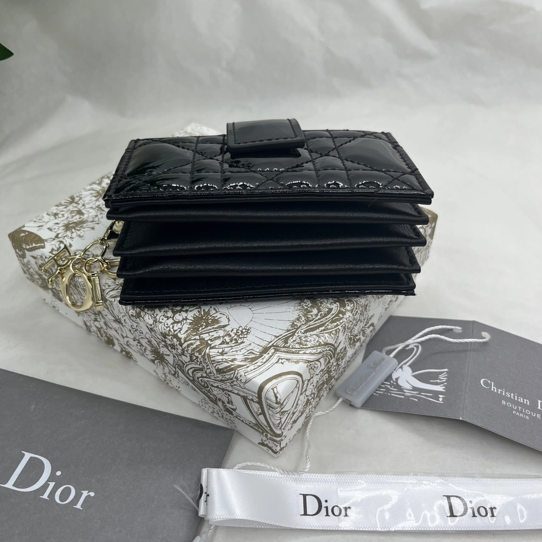 Christian Dior AAA Quality Card Case For Women Popular 8460