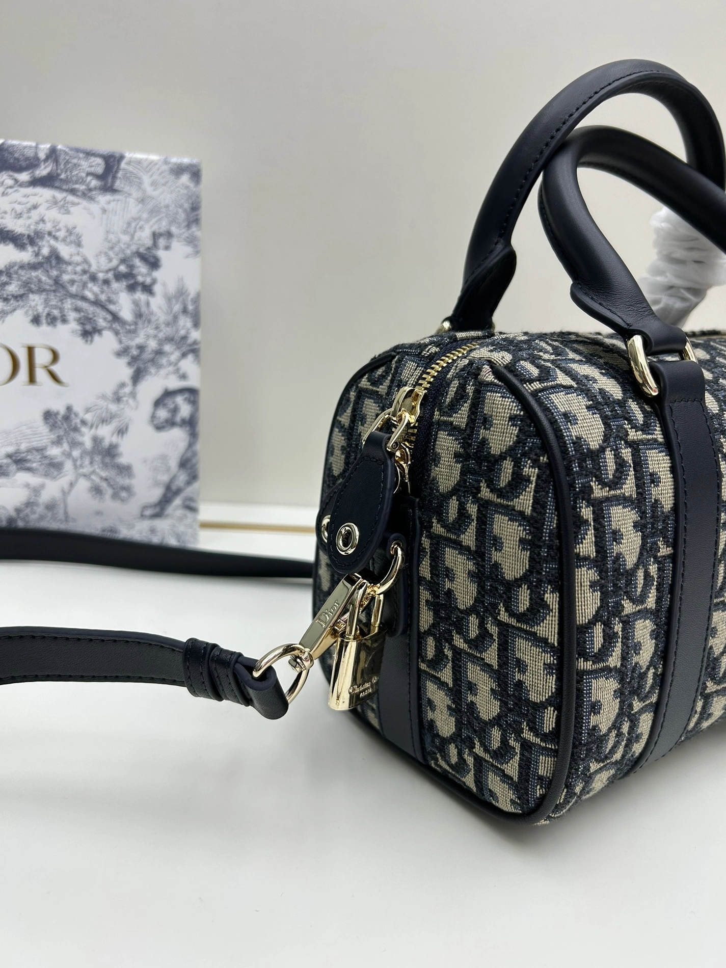 Christian Dior AAA Quality Handbags For Women AllSeason 9354