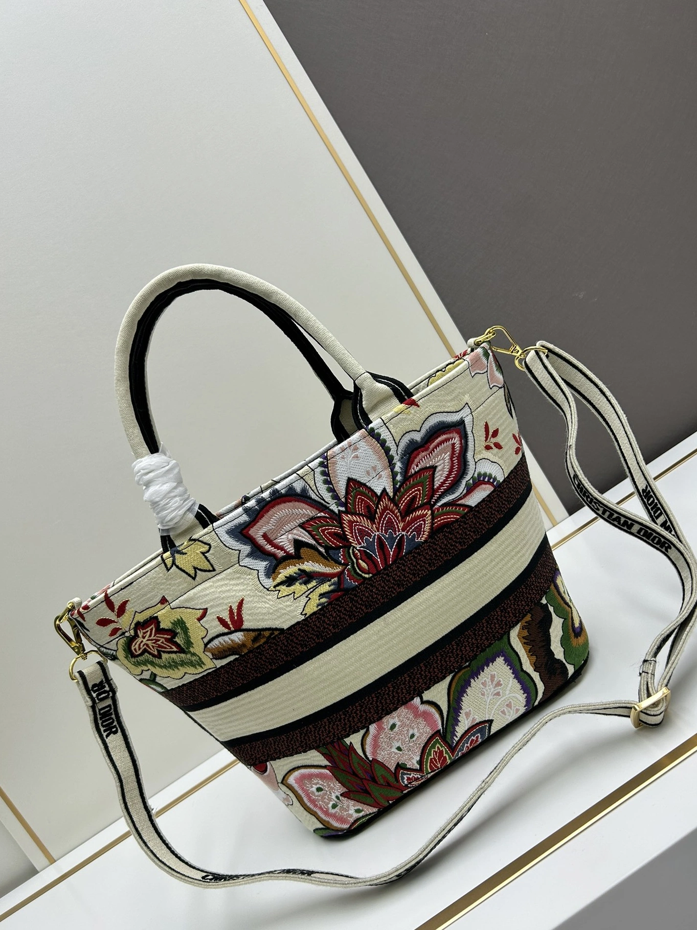 Christian Dior AAA Quality Handbags For Women BestValue 2126