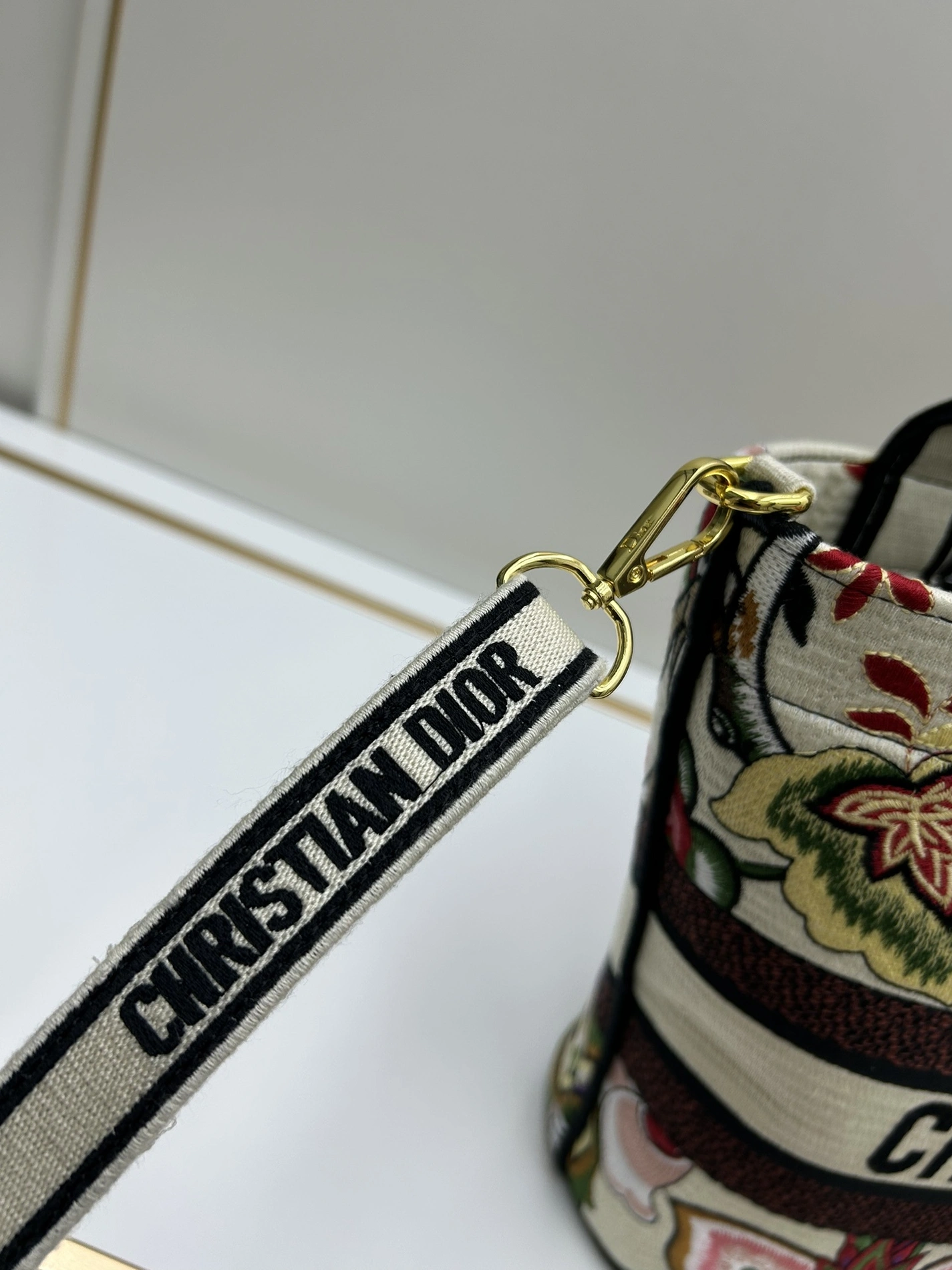 Christian Dior AAA Quality Handbags For Women BestValue 2126