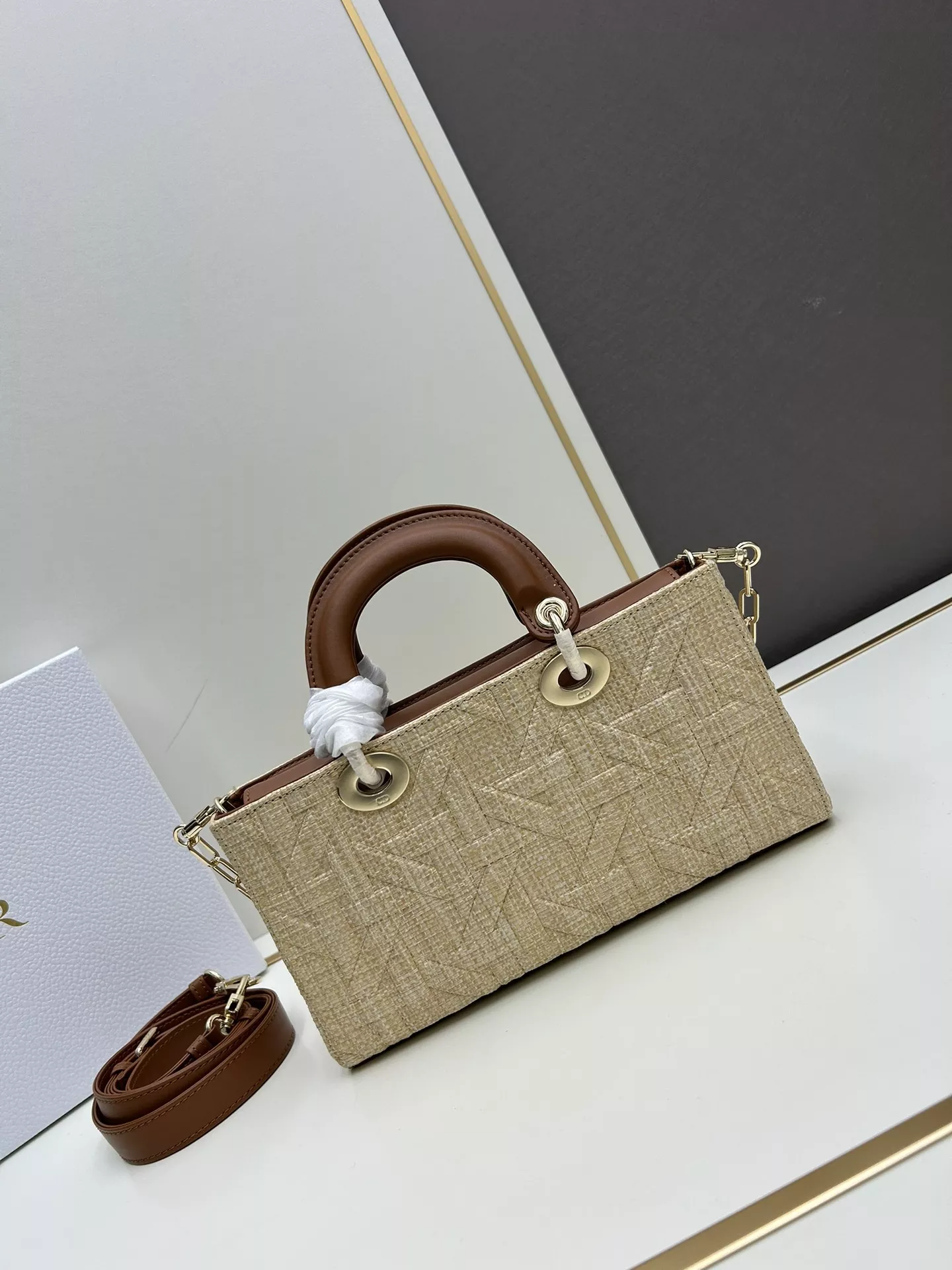 Christian Dior AAA Quality Handbags For Women BestValue 4011
