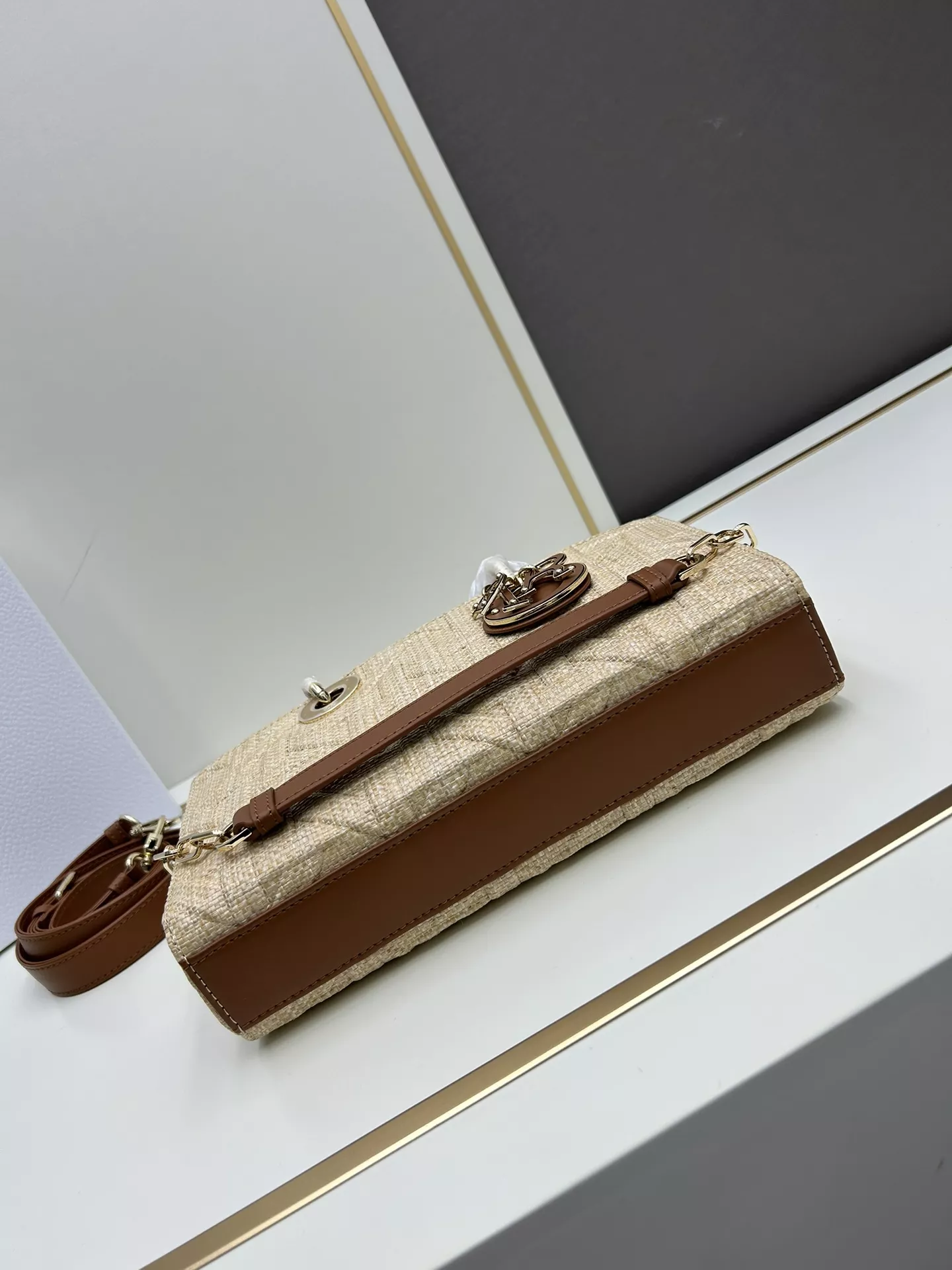 Christian Dior AAA Quality Handbags For Women BestValue 4011