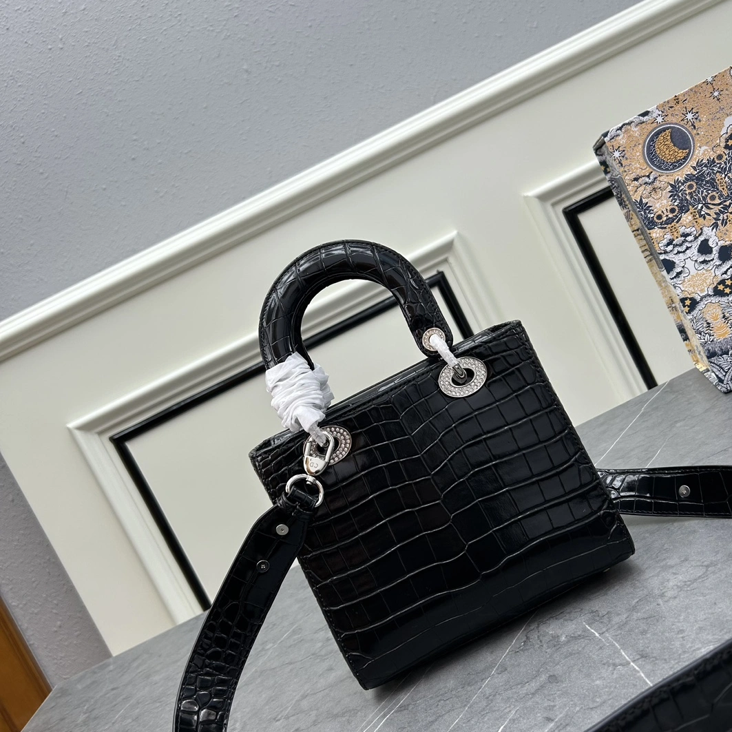 Christian Dior AAA Quality Handbags For Women Classic 2715