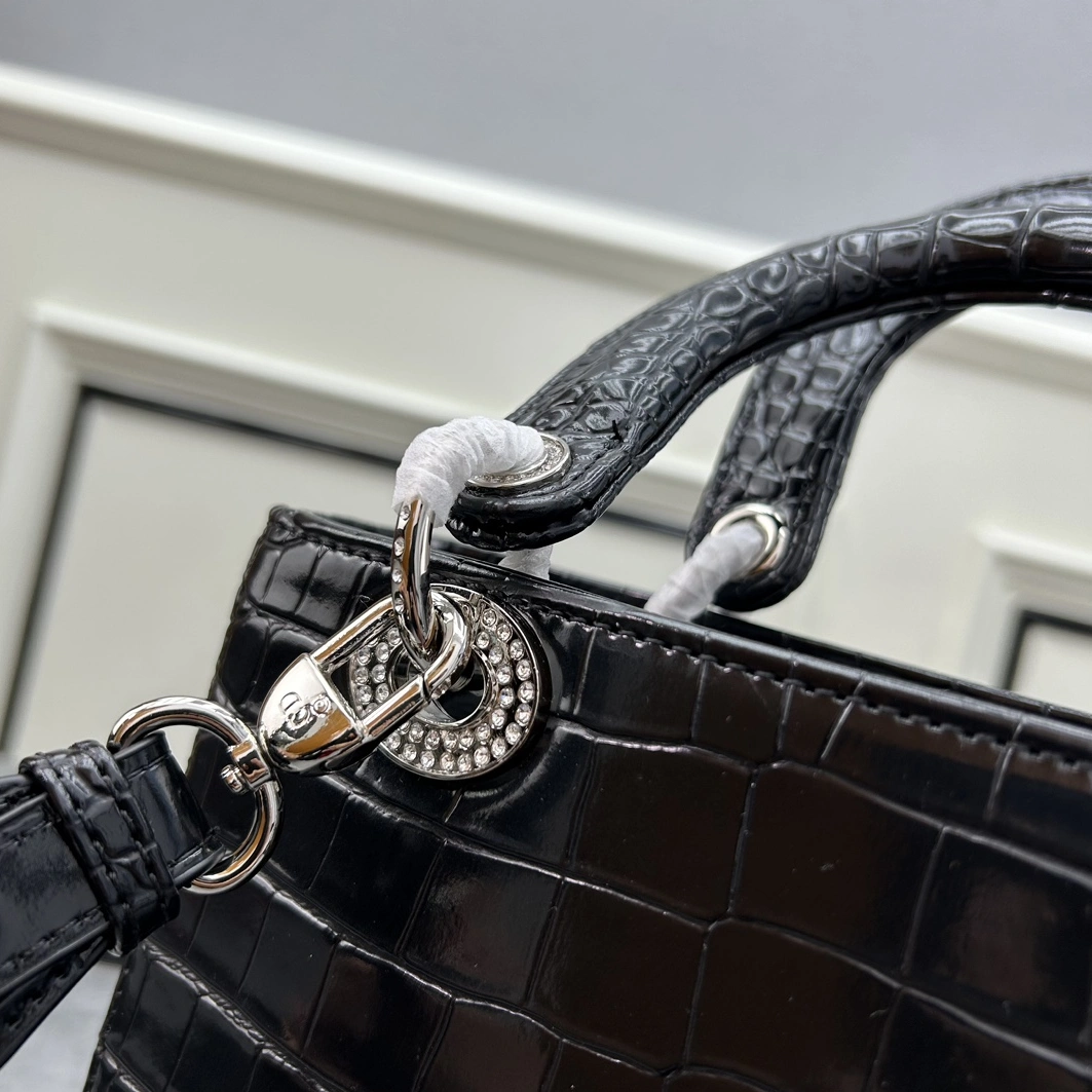 Christian Dior AAA Quality Handbags For Women Classic 2715