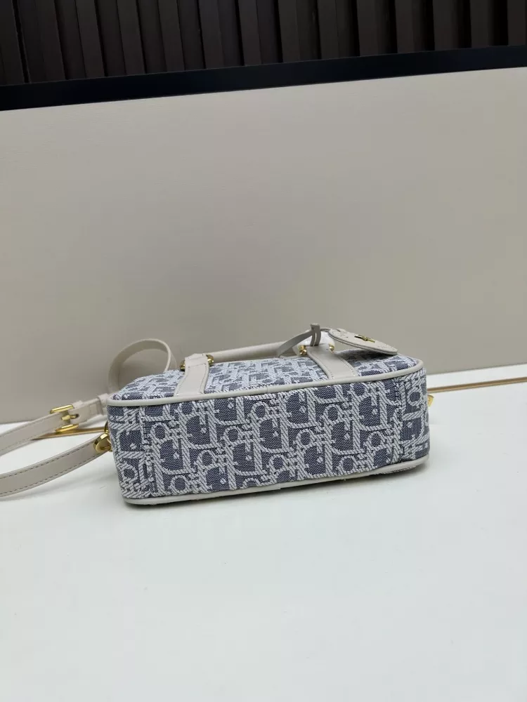 Christian Dior AAA Quality Handbags For Women Compact 6940