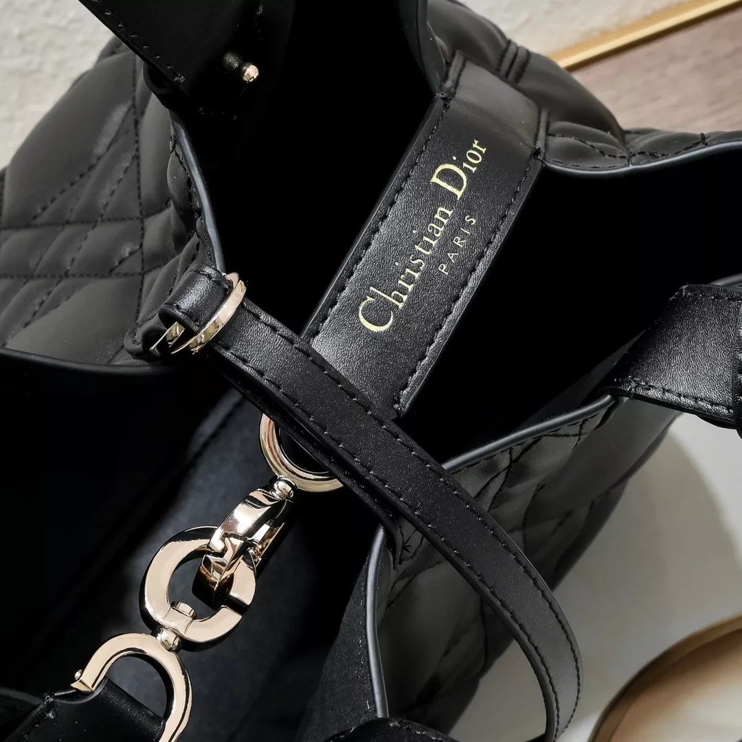 Christian Dior AAA Quality Handbags For Women Durable 5023