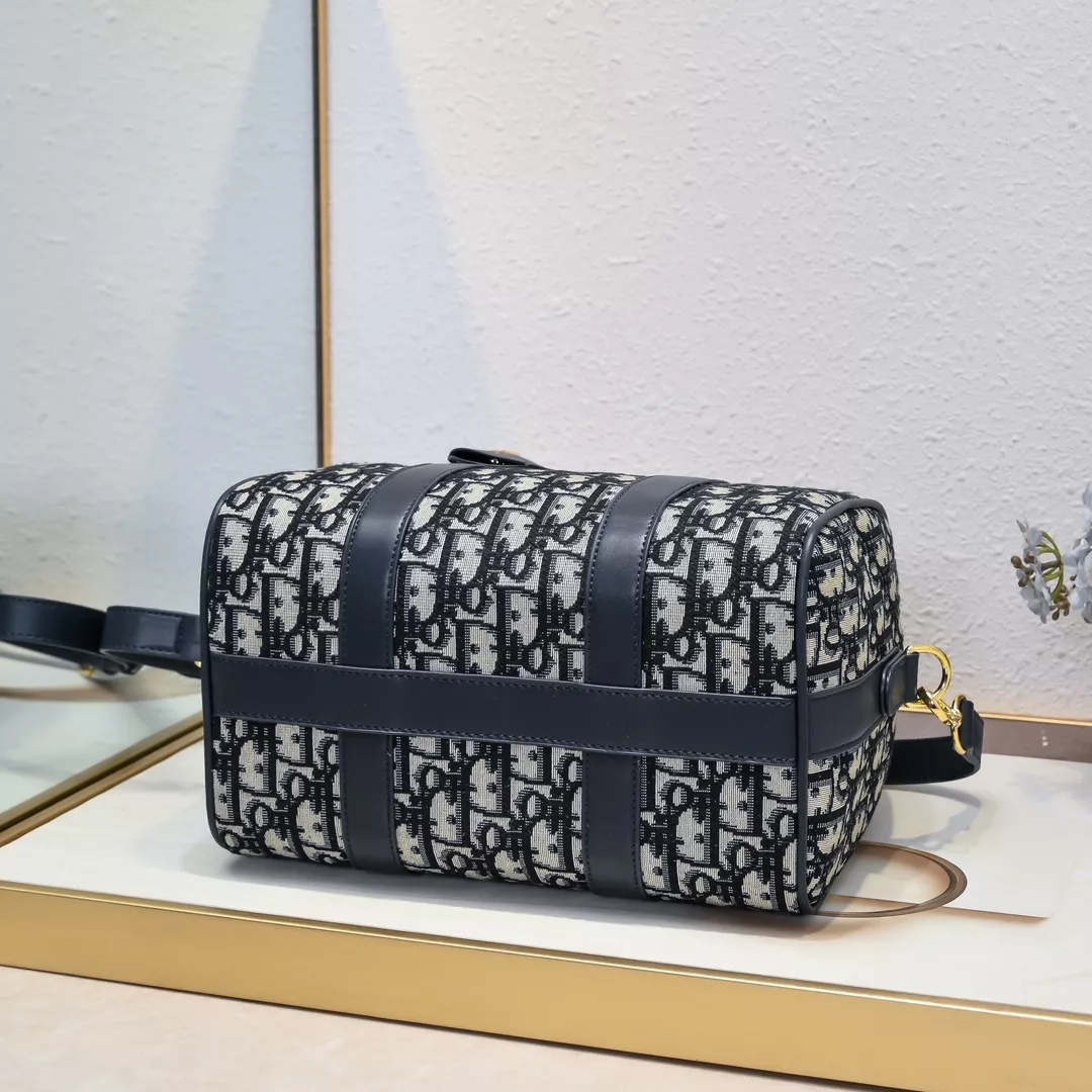 Christian Dior AAA Quality Handbags For Women Durable 6132