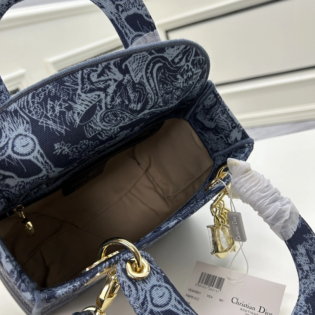 Christian Dior AAA Quality Handbags For Women Efficient 1563