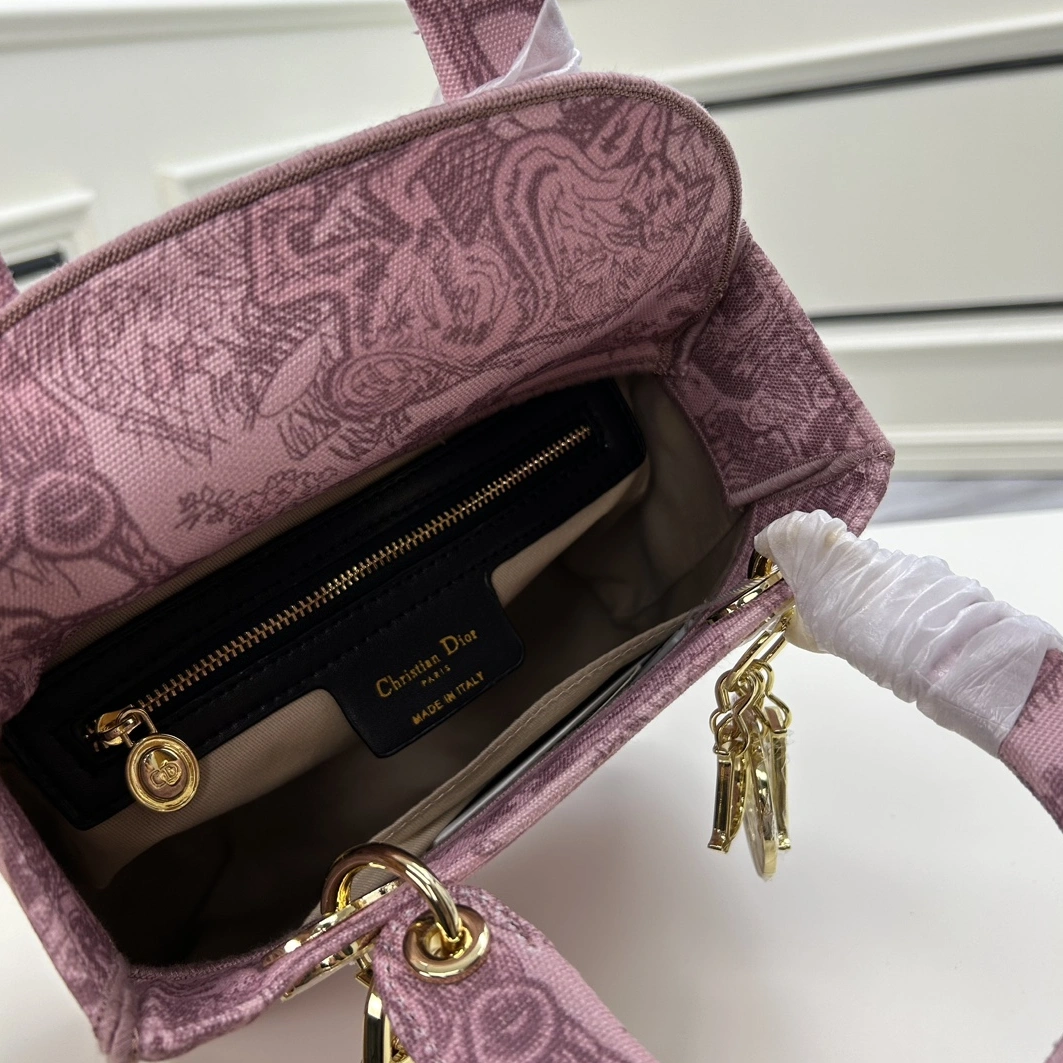 Christian Dior AAA Quality Handbags For Women Efficient 1973