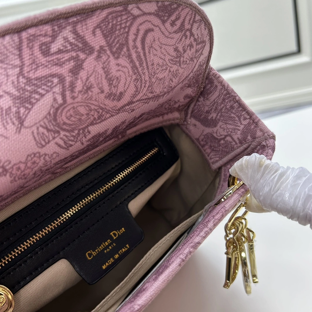 Christian Dior AAA Quality Handbags For Women Efficient 1973