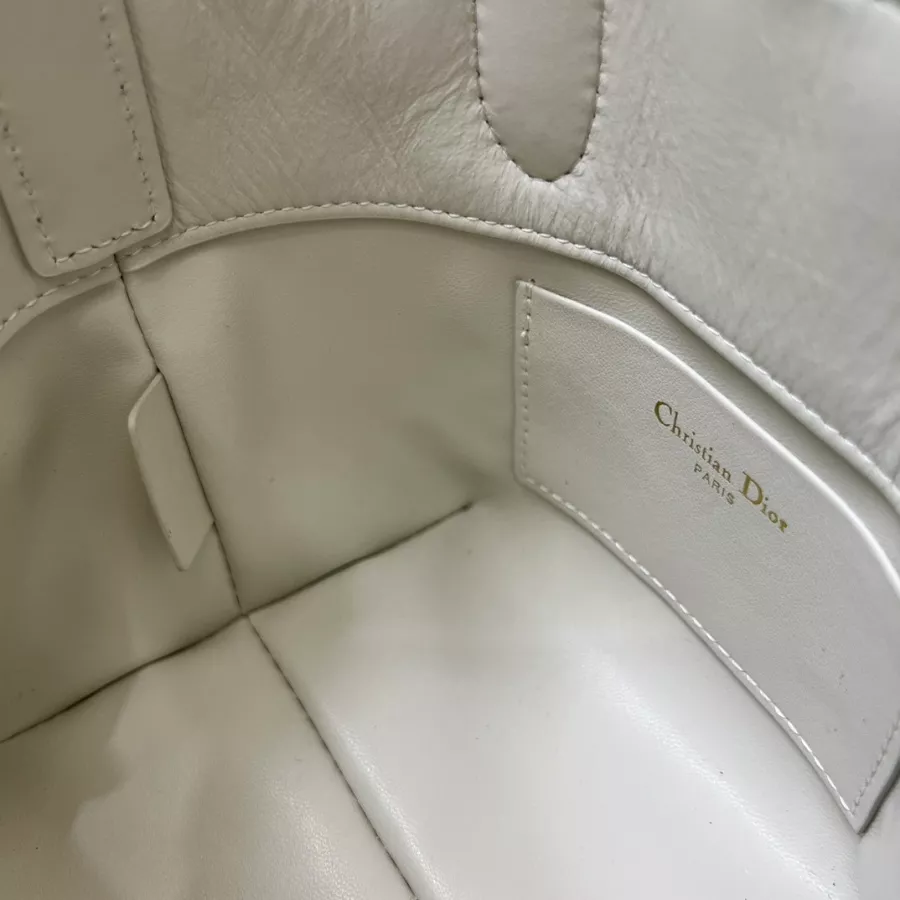 Christian Dior AAA Quality Handbags For Women Elegant 9201