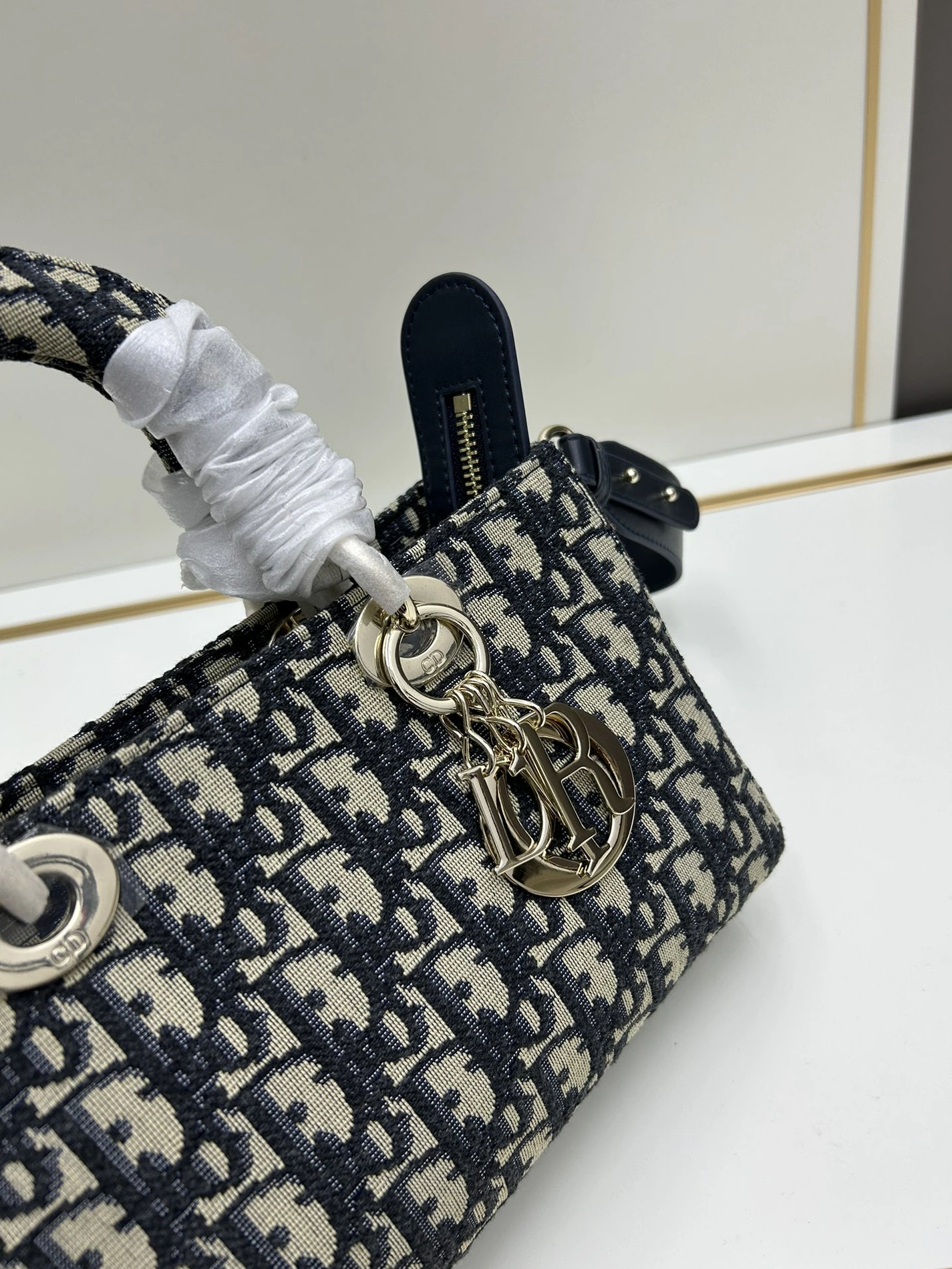 Christian Dior AAA Quality Handbags For Women GoodFit 8080