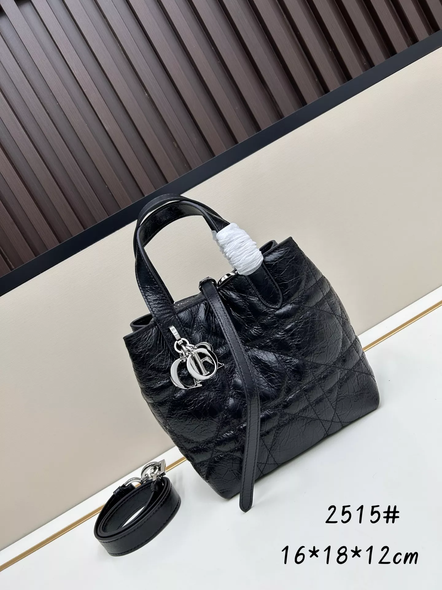 Christian Dior AAA Quality Handbags For Women Minimalist 5242