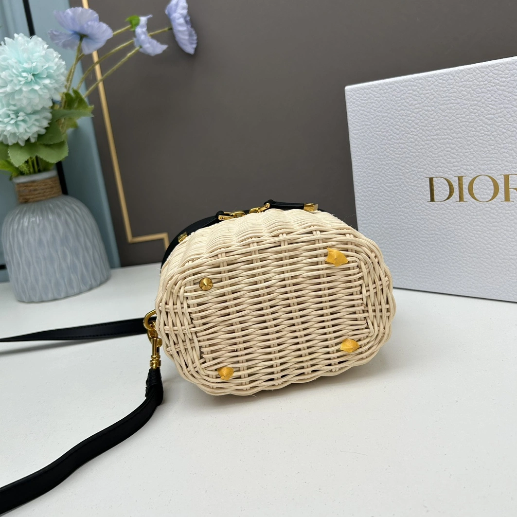 Christian Dior AAA Quality Handbags For Women Modern 6675